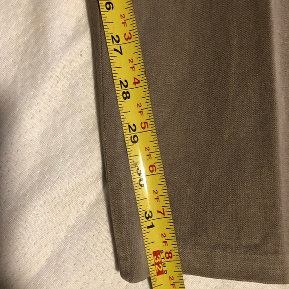 Size 8 Banana Republic Sloan fit stretch pant in putty. - Picture 5 of 5